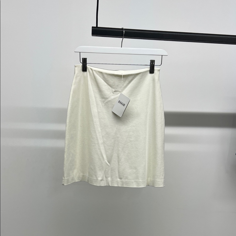 *NEW W/ TAGS* Wolford White Skirt